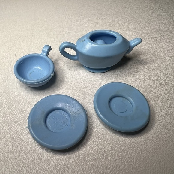 The Unbranded Brand Other - Vintage Blue 11" Doll‎ Plastic Child Toy Tea Set
